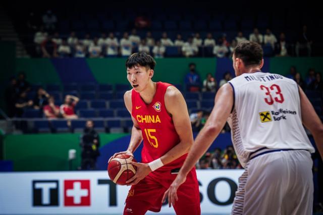 开云网站-周琦告别低迷状态复苏！惨败之夜的最大亮点