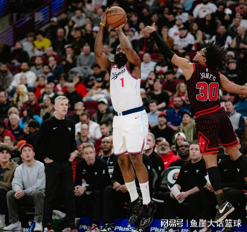 开云线上入口-快船大爆冷！哈登24+6毫无借口，新援爆发尽力，公牛7人得分上双