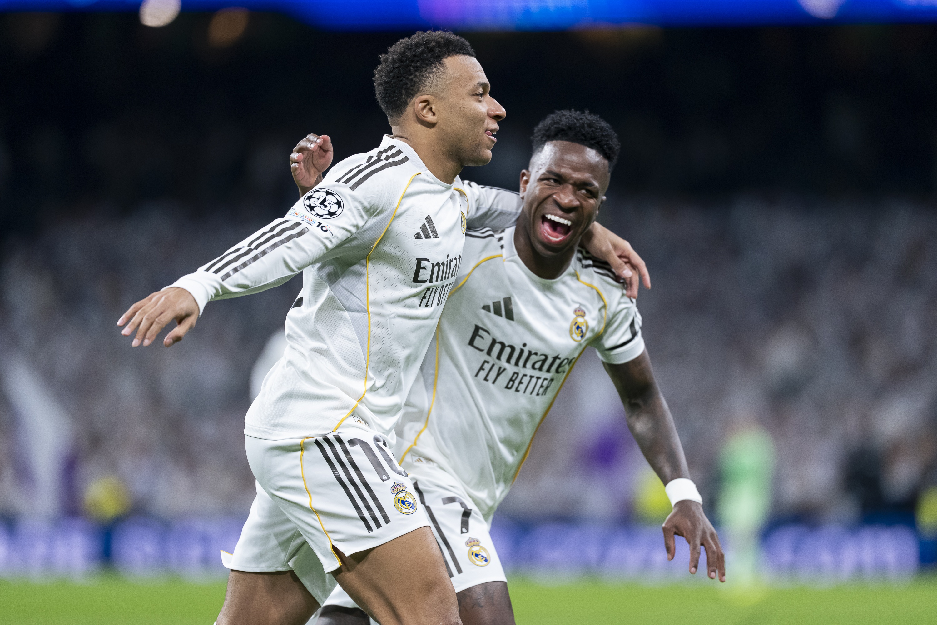 开云线上入口-要求3000万年薪！塞尔：维尼修斯想与姆巴佩薪资持平，续约无进展